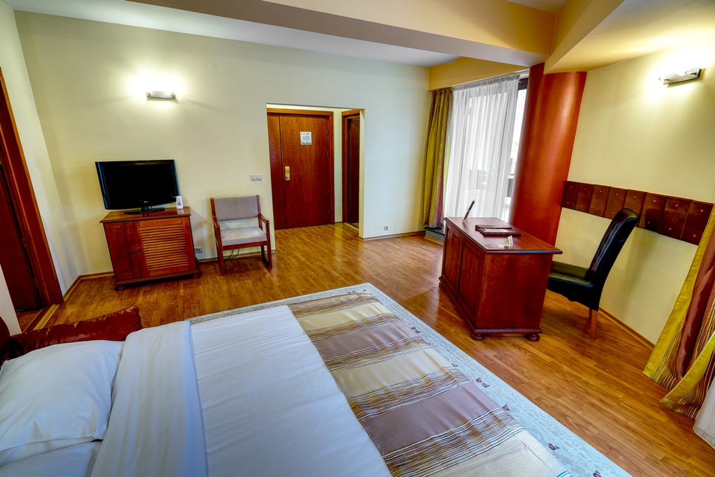 Nemira | Camera apartament-lux